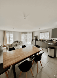 séjour avec accès terrasse