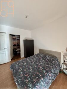 Chambre avec dressing
