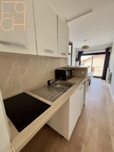 Cuisine aménagée et équipée