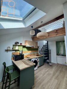 Séjour avec mezzanine