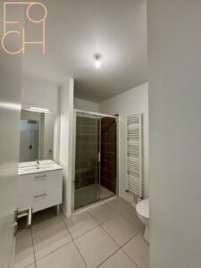 Salle d’eau avec wc