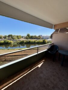 balcon vue sur l’Adour et les Arènes de Dax