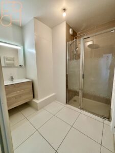 salle D’eau avec douche à l’italienne